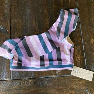 Albion Fit icon wave top